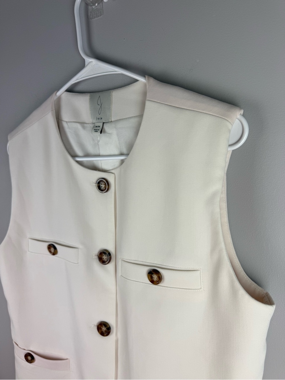 Joie Woman’s White Light Cream Colorblock Crew Neck Sleeveless Button Vest SZ M